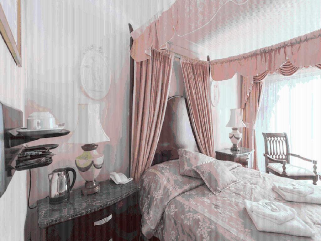 Oyo Ridgeway Hotel Chingford Szoba fotó