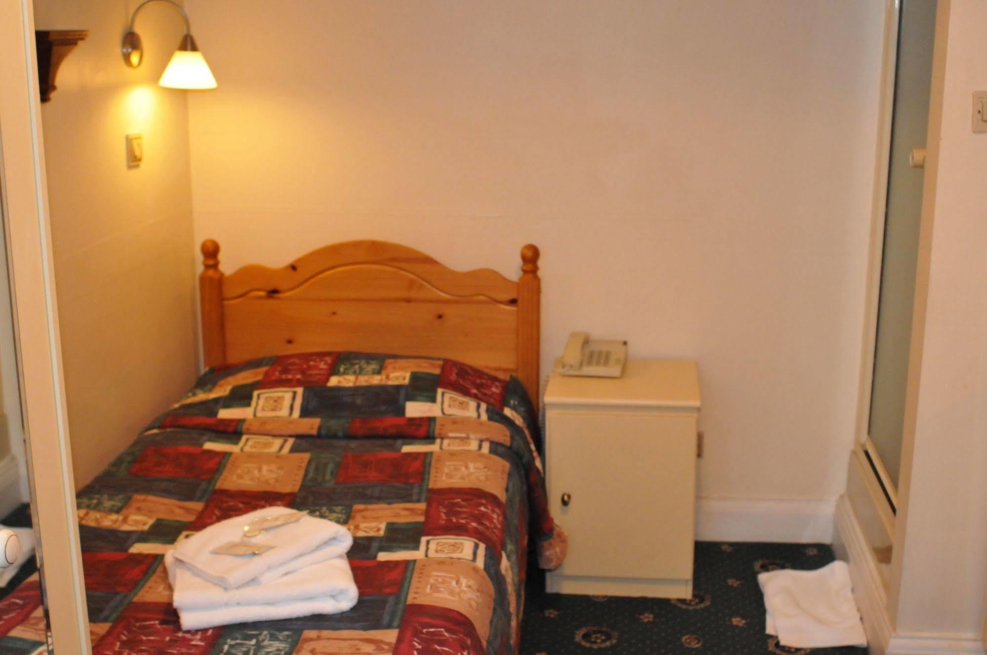 Oyo Ridgeway Hotel Chingford Kültér fotó