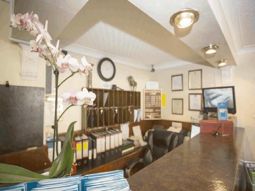 Oyo Ridgeway Hotel Chingford Kültér fotó